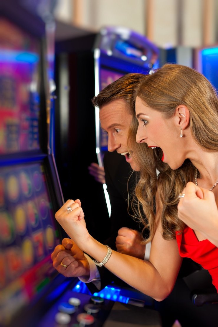 cash4d login Dream Number prediction interface showing number pad, bet stake entry, and draw schedule